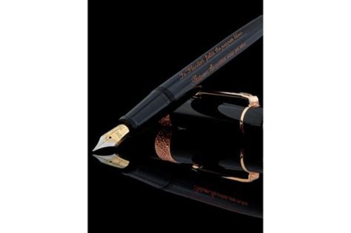 Best luxury pens in 2023 for writing or gifting